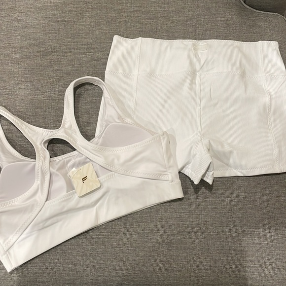 Fabletics White Workout Set - Picture 2 of 3